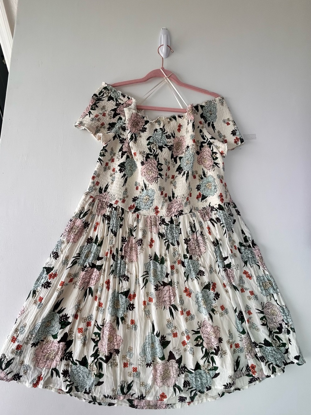NWT Go Coco Floral Smocked Off-The-Shoulder Boho Dress Plus Size 3XL
